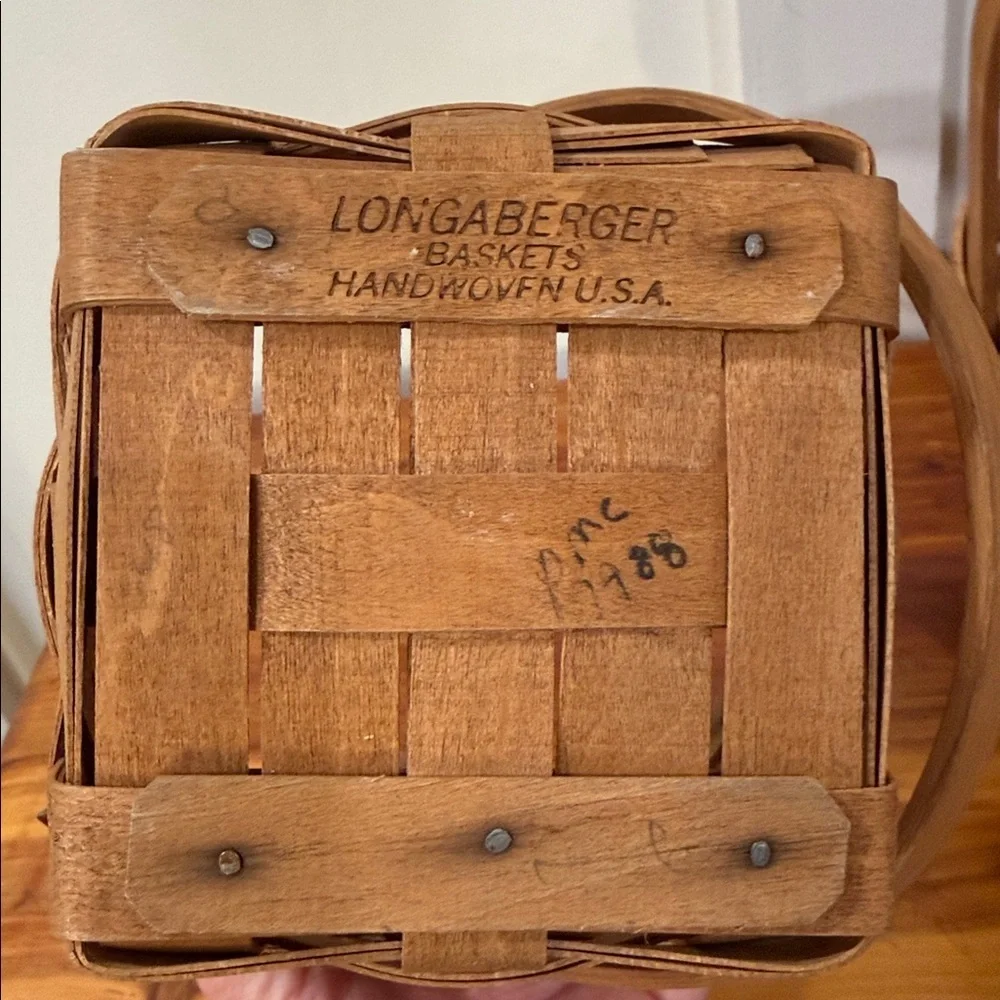 Vintage 1988 Longaberger Round & Square Baskets Set of 2